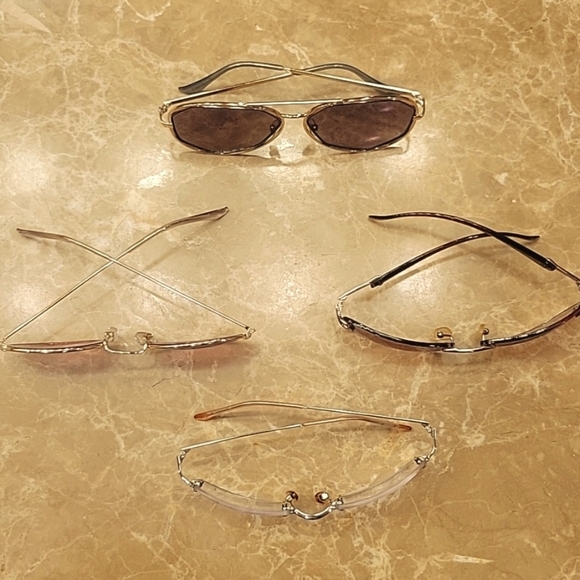 Set of 4 Variety Sunglasses - Picture 12 of 15